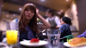 【最高の巨乳、屋外JAVビデオで素晴らしい日本人ひよこ藤浦めぐ！】羞恥心を煽るギリギリの状況に濡れまくりの大興奮！