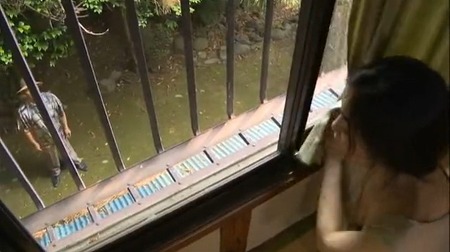 【ドスケベ人妻の性欲がすごい！】いつもオマンコを濡れ濡れにして暇さえあればクリをつまみオチンチンを探している