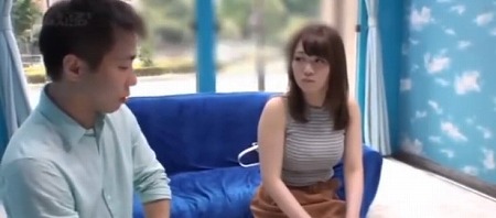 【マジックミラー号】子育て中の可愛いママをマジックミラー号に乗せてセックス！子育て中だからってシタくなるときもあるんです