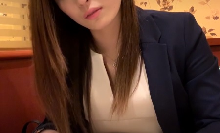 【知花凛】肉棒をシャブりながら電マを当てられて理性崩壊！絶叫しながらクジラ潮を撒き散らせばニ穴を責められて悶絶【女上司】