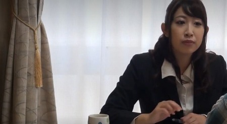 「ああんいやぁん♡なんかあそこあついよぉ♡」お姉さんがエロマッサージで発情してそのまま本番へ！＜淫乱＞