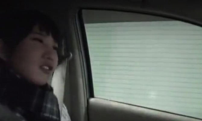 ＜ショートカット美少女♡＞激シコ必至・・車でナンパ男の勃起したぺ〇スを健気にフェラ抜きしちゃうぞ♡＜淫乱＞