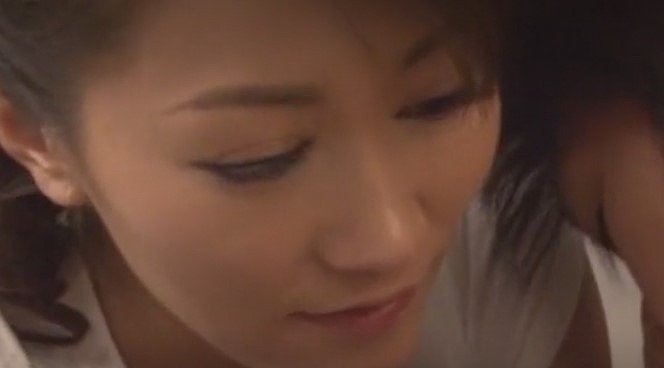 【ギャル手コキ動画】「どうしてこんなに大きくなっちゃうのぉ〜？！」S級ギャルがデカイちんぽを魔性の手コキでシゴきご奉仕！