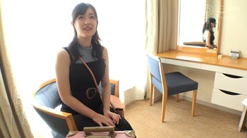 【貸切温泉でイチャラブセックス】浴衣姿の巨乳で可愛い彼女を貸切温泉の控え室で脱がしてグラインド騎乗位！