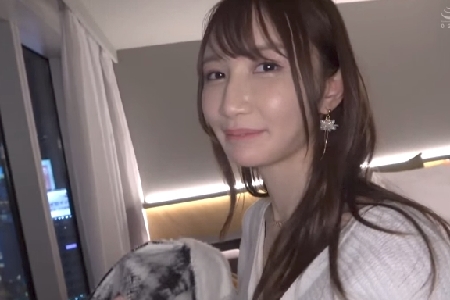 【みさき】人間離れの腰捌きが激エグい！アクメでくっきり浮き立つ骨々。美ボディをくの字にエビ反り限界突破する死角ナシの美女