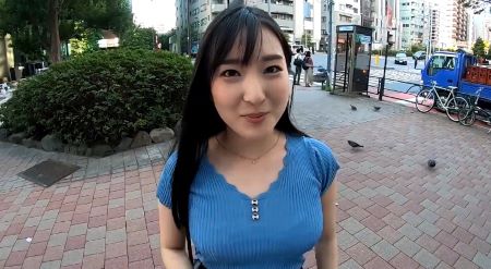 【かすみ】アイドル顔の清楚な可愛さにエロさを兼ね備えた隠れ肉食系！セフレが何人いるか分からない現役大学生と繰り広げる性交