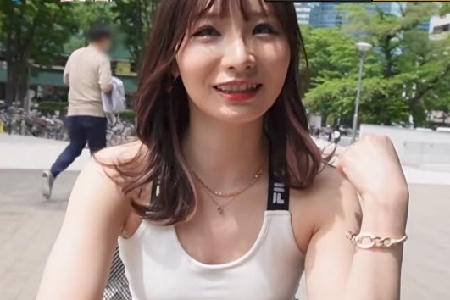 【カンナちゃん】何本咥えたらこうなるの？！ハリ良過ぎの現役大学生の爆尻＆顔だけでヌケる美顔に釘付け♡美マン締め付けて絶頂