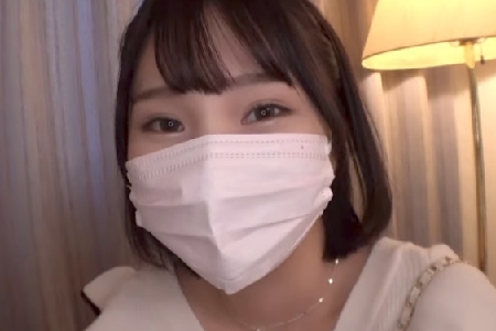 電マ挿入で痙攣アクメ！手マン潮を部屋中に撒き散らして乱れれば熱り勃つチンポが欲しくて濃厚サービス素股でセルフ事故的に挿入