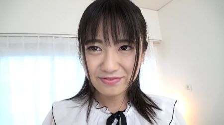 【あずさ】性欲が溜まり切ったカラダは超敏感で少し乳首を触られただけでも反応！何よりも驚いたのがショーツを脱がした時の剛毛