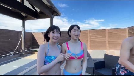 【ういか／りっか】エロ自慢な二人組のヤリマンが大人のウインナーを上でも下でも丸飲みｗ互いの口淫テクを見せつける現役大学生