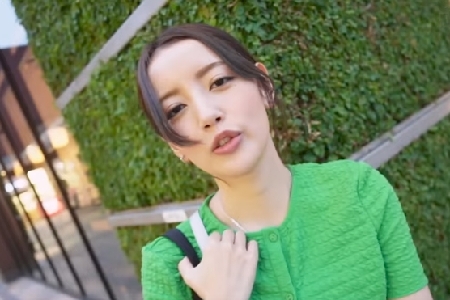 【みさき】ホテルに移動してからも続くエロス！シックスナインで互いに気持ち良くなって生チン挿入！！コスチェンして連戦に突入