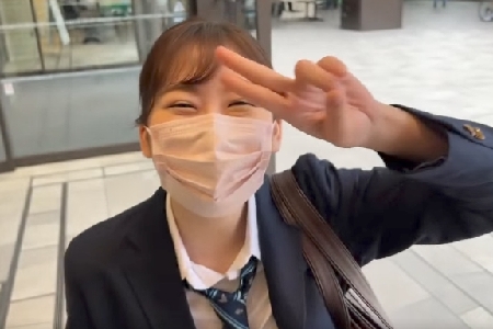 【じゅん】デートしてる時点で既に勃ってたので即ハメに突入！女子高生のムッチリしたマンコに生チン挿入してそのまま孕ませ射精