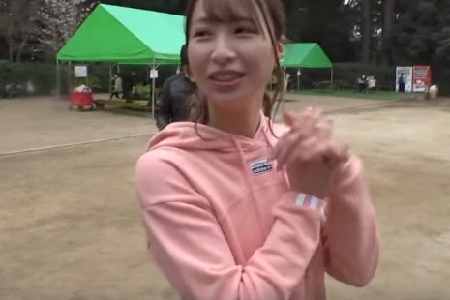 【めぐちゃん】スーツの上からでも分かる程よい筋肉の美脚と美尻に高まる期待！酒の力で寂しさを紛らわせ済し崩しセックスに突入