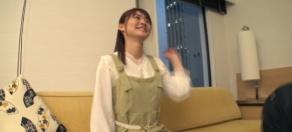 【サッカー女子】「同じ趣味て……」位室で笑顔がかわいいスポーツ好き女子大生お姉さんとイチャハメ恋人気分プライベートSEX