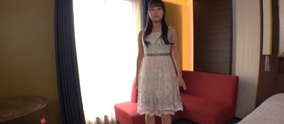 【初撮り】爆乳グラマーボディのグラビアモデルが裏バイトでAV応募→AV体験撮影！爆乳揺らして大悶絶！【深沢いのり】