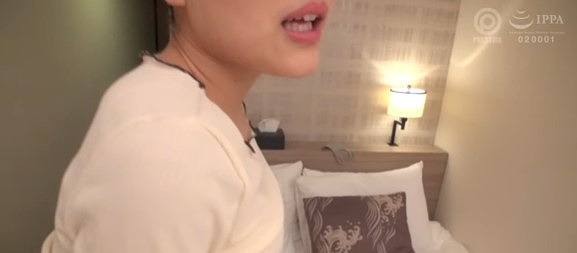 【はめたおしショーパンスト】絶対領域がきわだっているかのじょをナンパしてエッチないたずらいやらしさあふれるボディを