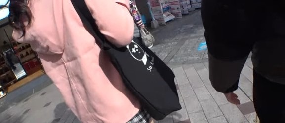 【JDナンパ】黒髪でスリムボディーのちょっと地味な女の子をナンパして、ホテルに連れ込んでフェラさせちゃう！