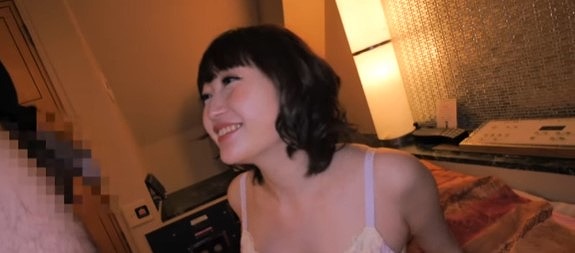 【妊婦さんとNTRセックス】ラブラブ夫婦の身ごもった奥様が、旦那さんの目の前でNTRセックスをして興奮しちゃう！