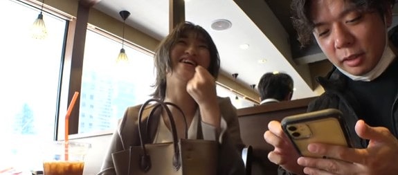 【素人ナンパ】街でナンパしたスレンダーでノリの良いＯＬを昼間からホテルに誘って、濃厚セックスをしちゃう！