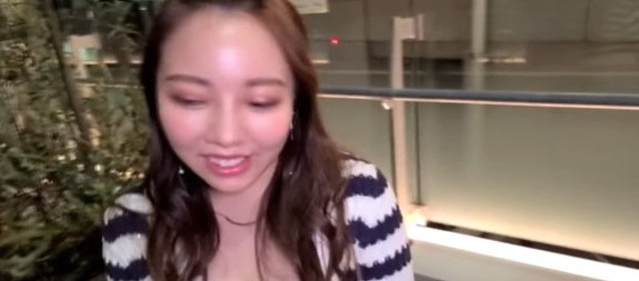 【変態好き！】爆乳美人保育士は巨尻を叩かれ悶える淫乱。涙目でチンポしゃぶってバックからの挿入では痙攣しながらヨガり泣く