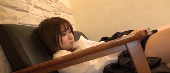 【美少女JK】卒業したてで制服デート。子どもから大人になったばかりの魅力。手マン、フェラ。正常位→バッグ→騎乗位