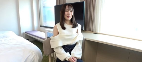【うわめづかいご奉仕セックス】法学部に津額しているレゲエ現役女子大学生がセクハラ公認しているなんてデカマラをさばき