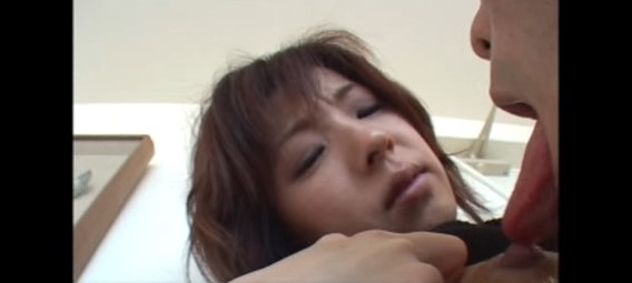 【素人ナンパ】エロ事に興味津々なシロウト娘に密着！嬉し恥ずかしがる姿に胸キュン必至♪期待と不安を胸に初々しいエッチで魅了