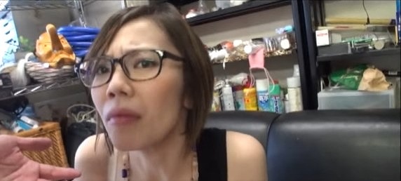 【やよい】何となく変態っぽい感じに惹かれ待ち合わせ場所に行ってみると居たのは撮影主だけではなく中年オヤジばかりで妙に興奮