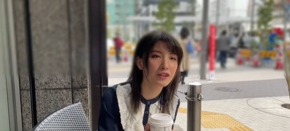 【チンチン中毒】物憂げなスレンダー少女はペニス大好きｗ自分から弄りに行きフェラも積極的。騎乗位は挿入覗き見しながら杭打ち