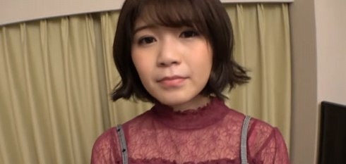 【凌辱感たっぷり】ボブヘア童顔女子大生は意外な巨乳！稚拙なフェラに興奮した後はしっかりハメハメすると困り顔で感じてしまう