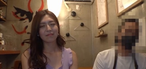 【開脚イラマチオ】飲食店お水系美人妻とハメ撮り。電マ責めの絶頂から乳揉まれながらのディープフェラそして熱烈ファック