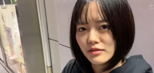 【乳首勃起女子】黒髪のボーイッシュ女子大生。意外な巨乳に感度良好の上玉でクンニやファックで良い声上げて鳴きまくる