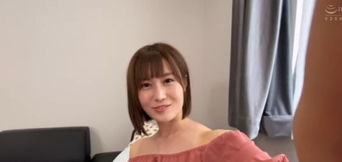【ふわトロ巨乳】ボブヘア美女がHなご奉仕。美味そうにペニスおしゃぶりしてパイズリから正常位やバックで思う存分犯しまくる