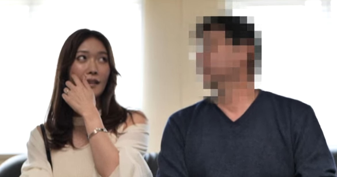 【あや】ご主人を横目に恥じらいつつ「こんなに人が見てるのに…」と、頬を赤らめ快感が羞恥を上回れば獣の如く喘ぎイキ狂う奥様