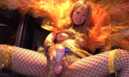 【ゴージャス★サンバガール】「エロ注意」位室で派手な金色ゴージャスSexyサンバ美女と騎乗位スパイダー搾られ発情セックス
