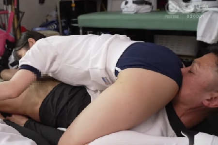 【ヤリマン性処理マネージャー】「チンポの香りに頭クラクラ♡」個室でめっちゃ可愛い隠れドスケベ制服JK美少女がエロ顔フェラ