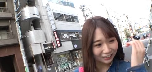 【親が見たら泣く箱入り娘】業界屈指の巨根男優の凄テクと愛撫でヌルテカボディが小刻みに痙攣！唾液滴しながらスパイダー騎乗位