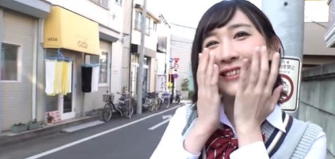 【女子高生のマットプレイ】制服を脱げばぷっくり膨らんだデカ乳輪とデカ尻が露に！慣れないコトに不安な表情を浮かべながら奉仕