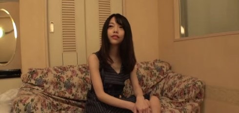 【伊勢原みづな】挿入して腰を振る度にぎゅっと締め付けるキツマンの持ち主。男優の激ピスに翻弄され溜まるストレスも性欲も解消