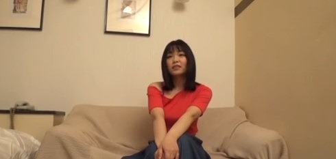 【琴音芽衣】口いっぱいに咥え込むフェラからバックで激しく喘ぐと、自ら動く騎乗位で肢体がエビ反りになり正常位で絶頂する仲居