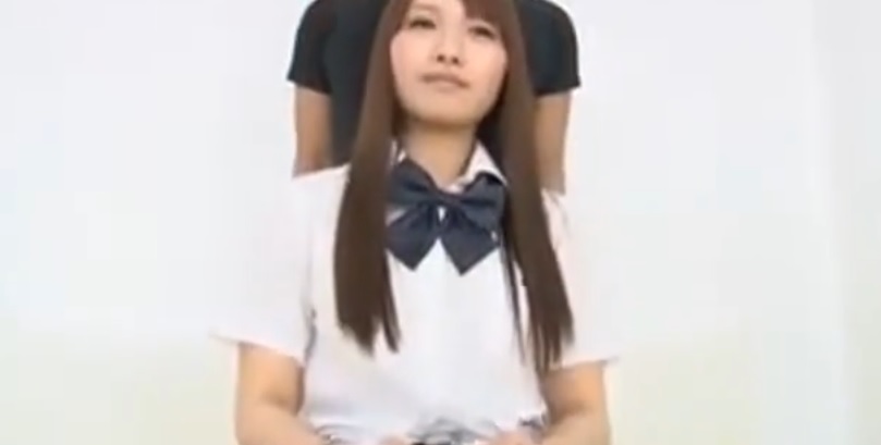 【優雅な雰囲気で可愛らしいお嬢様系の美少女が家庭教師とエッチします！】制服美少女女子高生が変態家庭教師の濃密に交わる！