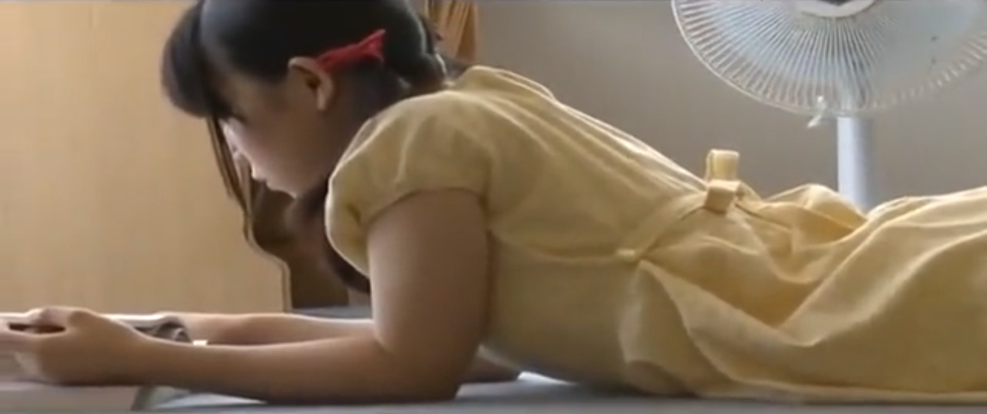 【家にいる可愛さ満点の美少女！幼女の身体に発情した変態親父！】清楚系で可愛らしい美少女女子小学生寝取り強姦近親相姦！