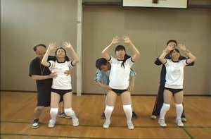 【ブルマ少女の体に忍び寄る先生の魔の手！】体育の授業中に実技と偽り女子中学生の身体を愛撫し犯す変態鬼畜クズ教師！