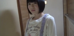 【天真爛漫で可愛らしい美少女が夏のある日オナニーバレて…】可愛い女子中学生が弱みを握られ中出し近親相姦に発展しました！