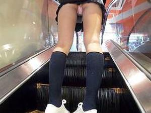 ＜女子中学生・SM＞「やぁん（泣）はやくいれて～！」おっさんに調教されて肉便器になっちゃった淫乱おマ〇コ娘。