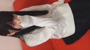 【黒髪ロングヘアーの清楚系S級美少女女子中学生と中出しエッチ！】スレンダー美乳S級美少女女子中学生と中出し円光セックス！