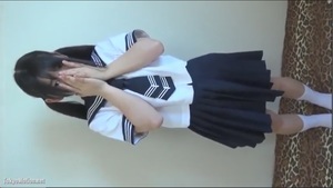 ＜援助交際中学生・ハメ撮り＞「やぁん♡はずかしい～」おっさんに可愛い体いたずらされて興奮イキしてる淫乱娘ですっ