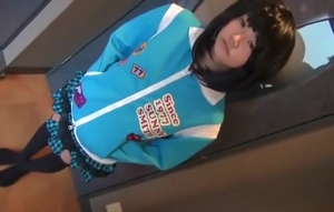 【ジャージにミニスカ姿の生意気なロリかわ女子中学生とホテルハメ撮り！】クールぶってるけど身体は正直に感じちゃう美少女！