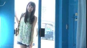 【マジックミラー号でAVデビュー】「ぶっちゃけ3回くらいイキました♡」交渉に交渉を重ね、普通のJDがAVデビュー！