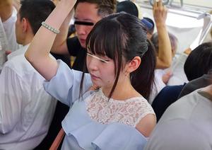 ＜痴漢電車・女子大生＞「いやぁ！やめてよぉ・・」鬼畜に無理やりにいたずらされてそのままアンアン敏感イキしちゃう。